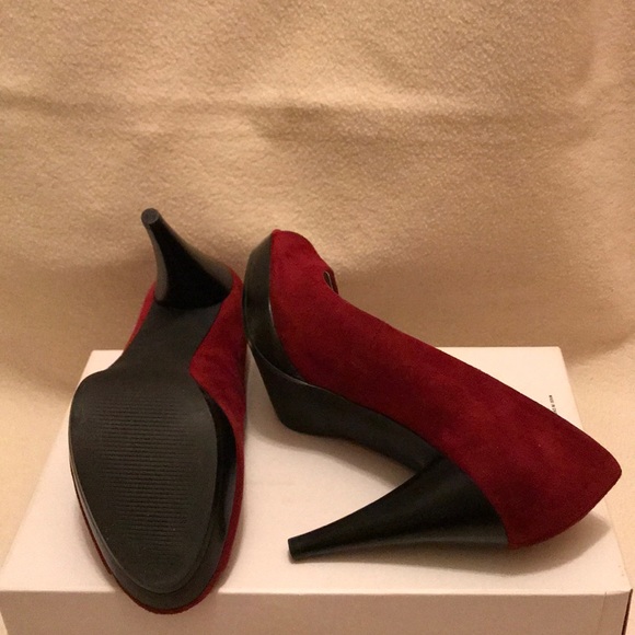 Shoes - Picture 3 of 3